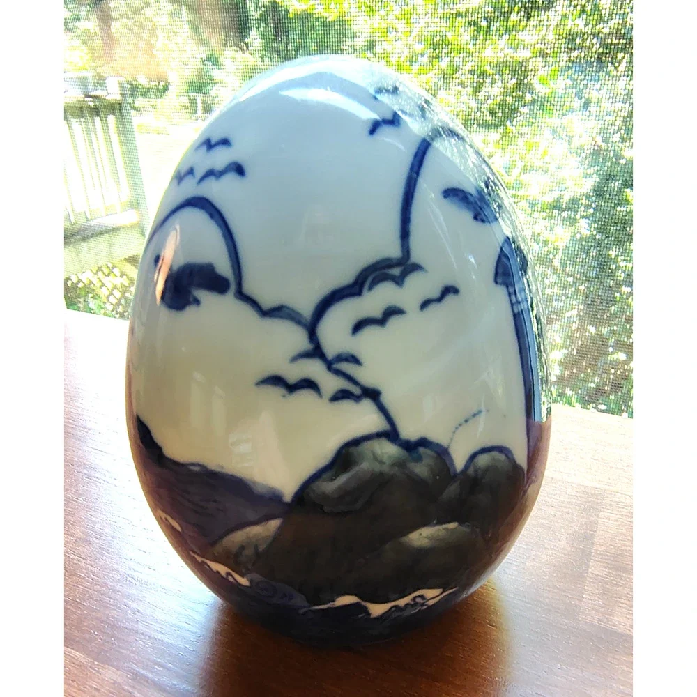 Vtg Chesapeake Bay Crafts LTD Blue White Porcelain Egg Chinoiserie Lighthouse 4